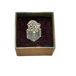 Seasonal Shop Pewter Christmas Gift Box Pin